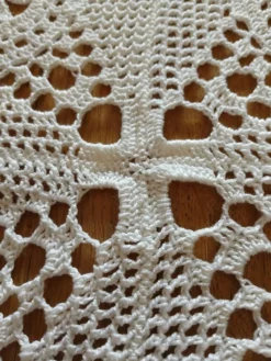 Dessus de lit ancien en crochet fait main