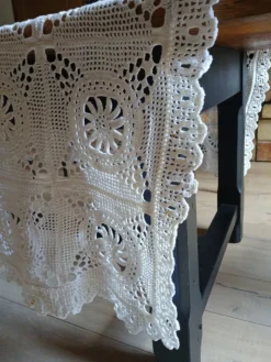 Dessus de lit ancien en crochet fait main