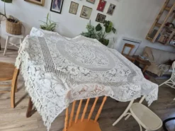 dessus de lit couverture vintage en crochet avec franges sur les bords