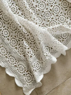 Dessus de lit en crochet