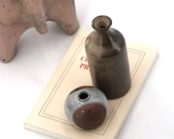 Deux petits vases en grès céramiques, années 70
