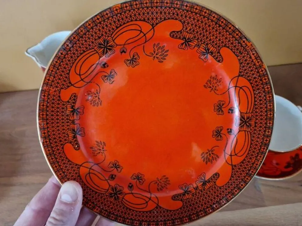 Digoin et Sarreguemines - Service de tasses en faience modèle Art Nouveau
