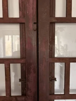 Double porte en métal – fin XIXᵉ / début XXᵉ siècle
