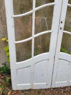 Double portes Art Nouveau à petits carreaux