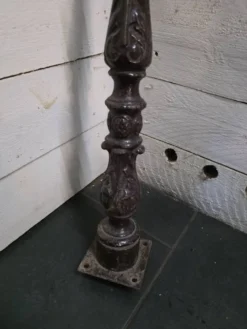 Départ d'escalier XIXè en fonte