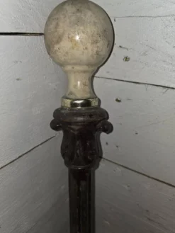 Départ d'escalier XIXè en fonte