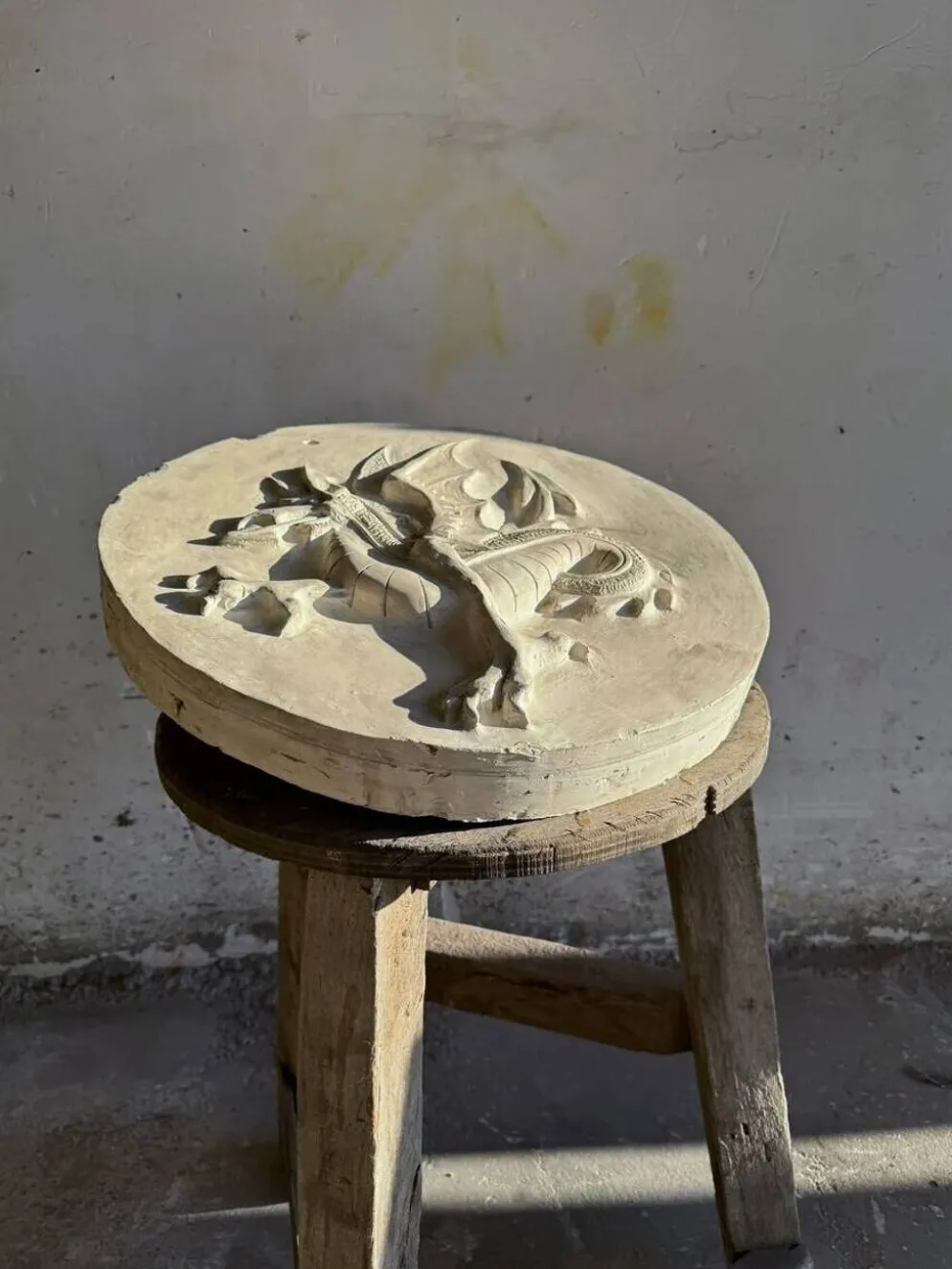 Dragon en plâtre par Walter De Buck