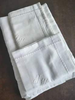 Drap ancien blanc