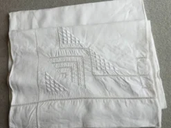 drap ancien en lin écru