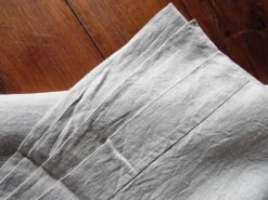 Drap ancien français tissé à la main – Lin naturel, début du 20ème siècle, 210 × 280 cm, 2 kg