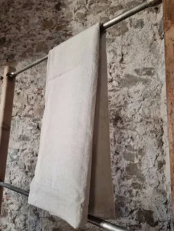 Drap ancien français tissé à la main – Lin naturel, début du 20ème siècle, 210 × 280 cm, 2 kg
