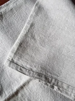 Drap ancien français tissé à la main – Lin naturel, début du 20ème siècle, 210 × 280 cm, 2 kg
