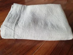 Drap ancien français tissé à la main – Lin naturel, début du 20ème siècle, 210 × 280 cm, 2 kg
