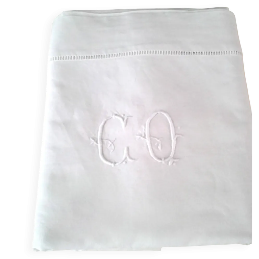 Drap de dessus en coton blanc monogrammé "CQ" 2 x 3 m
