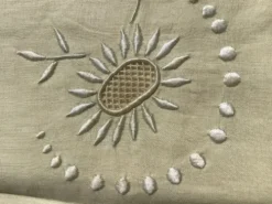 Drap 2 places neuf MB tournesols pastilles métis beige