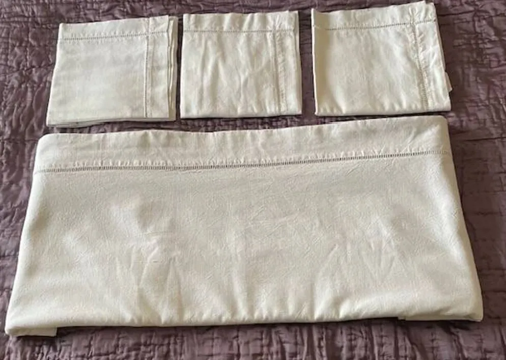 Drap plat + 3 taies d'oreiller métis