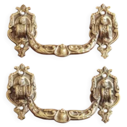 Duo de poignées style Louis XV en bronze