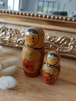 Duo de poupées russes anciennes vintage bois matriochka