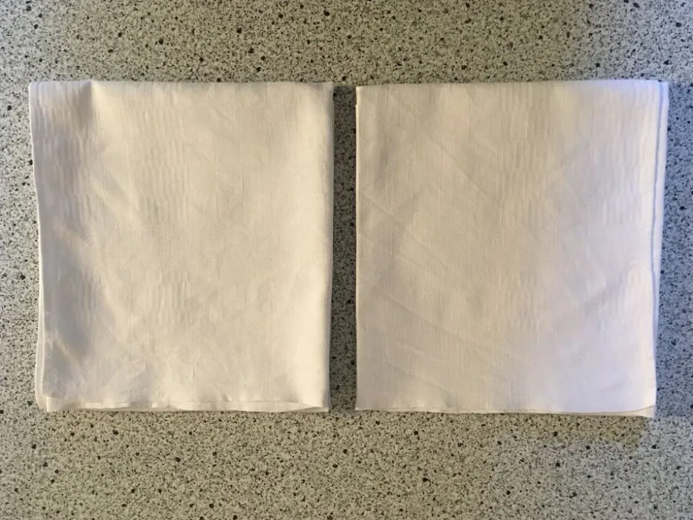 Duo de serviettes 57 x 63 damassé blanc