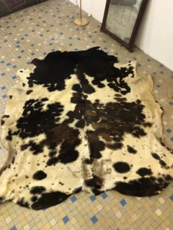 Eau de vache tapis grand format 200x225cm