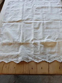 Ensemble ancien drap plat et 2 taies d'oreiller