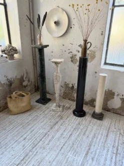 Ensemble 4 colonnes ou socles en marbre