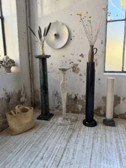 Ensemble 4 colonnes ou socles en marbre