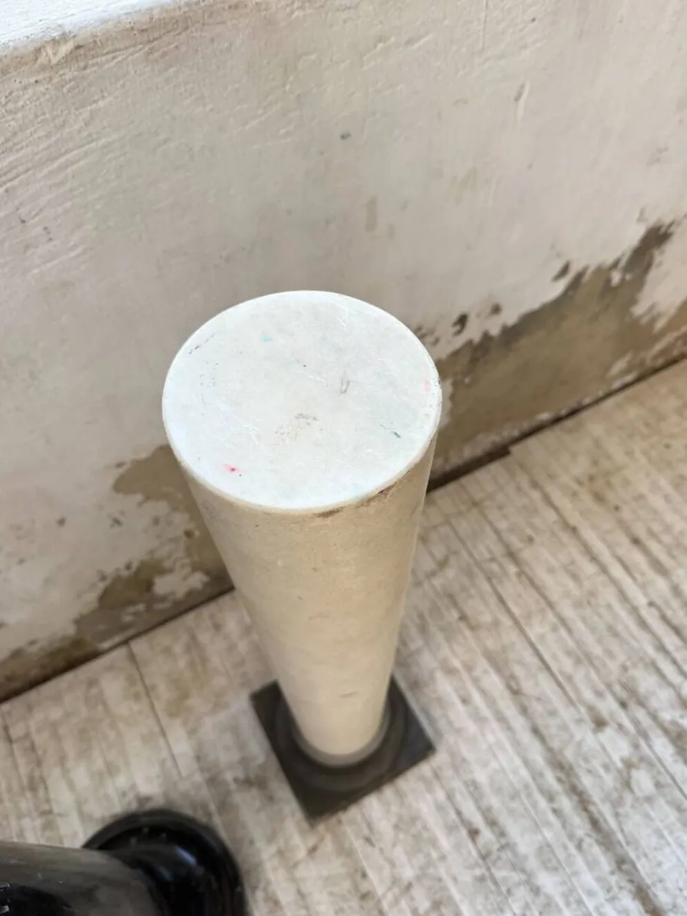 Ensemble 4 colonnes ou socles en marbre