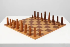 Ensemble d'échecs De Coene avec boîte d'origine attribué à Christophe Gevers, Belgique