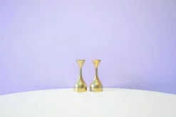 Ensemble de 2 bougeoirs en laiton organique suédois