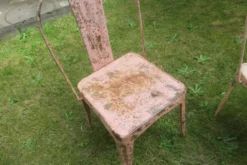 Ensemble de 3 chaises de bistrot / de jardin inspirées par le style art nouveau Tolix.