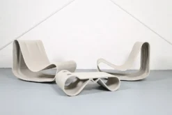 Ensemble de 2 chaises Loop et 1 table Loop Swisspearl/Eternit Willy Guhl