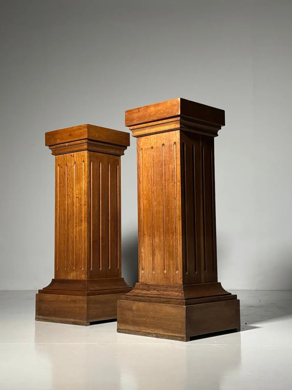 Ensemble de 2 colonnes en chêne massif