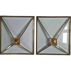 Ensemble de deux fenêtres Art Déco rares, en verre taillé et laiton, Autriche, années 1930.