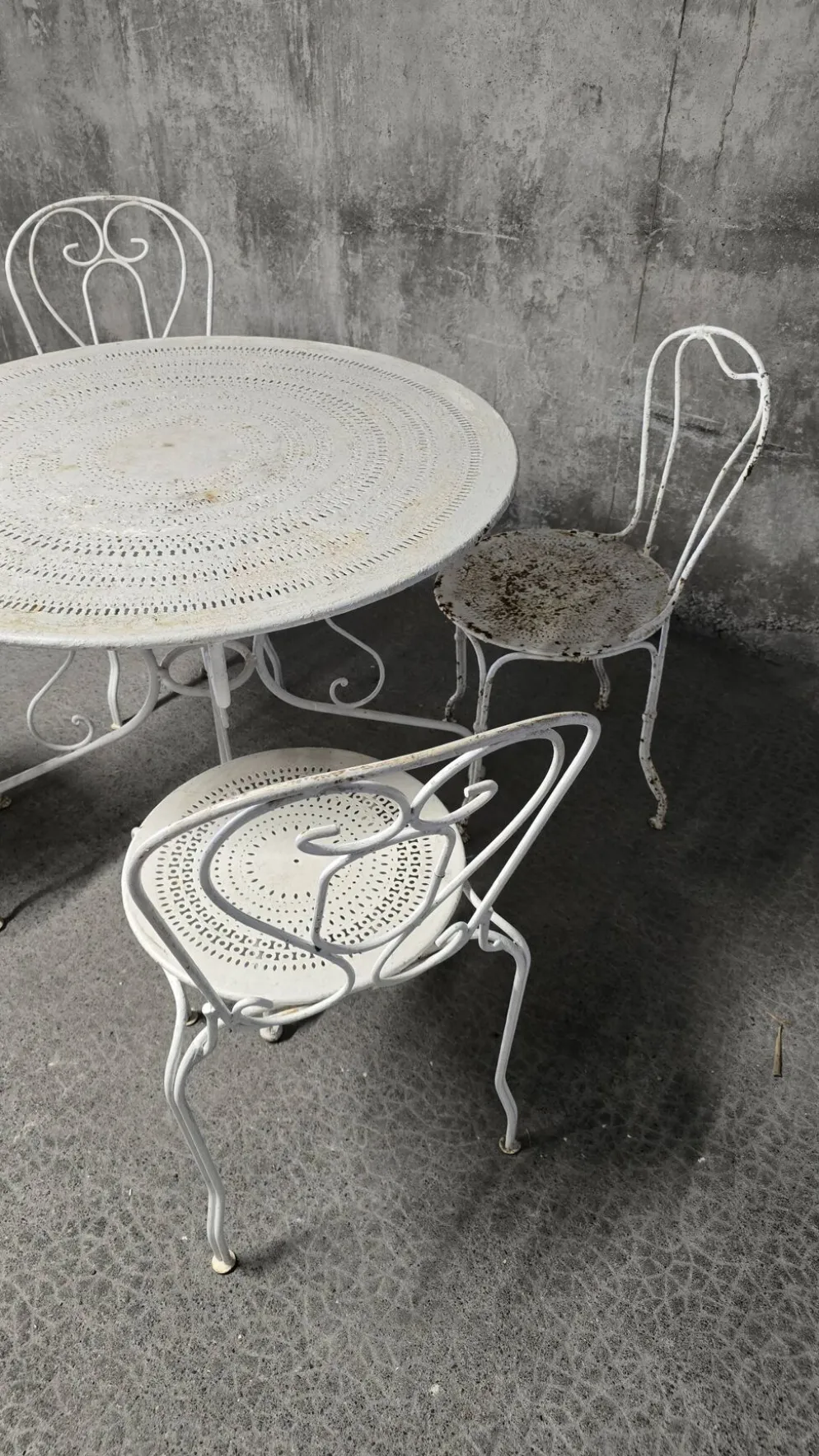 Ensemble de jardin en fer forgé, début du XXe siècle