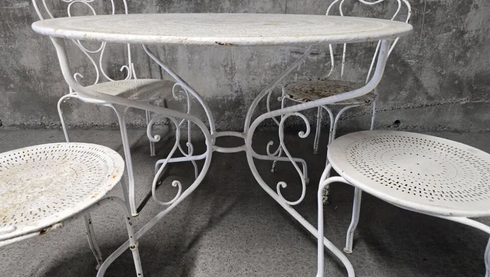 Ensemble de jardin en fer forgé, début du XXe siècle