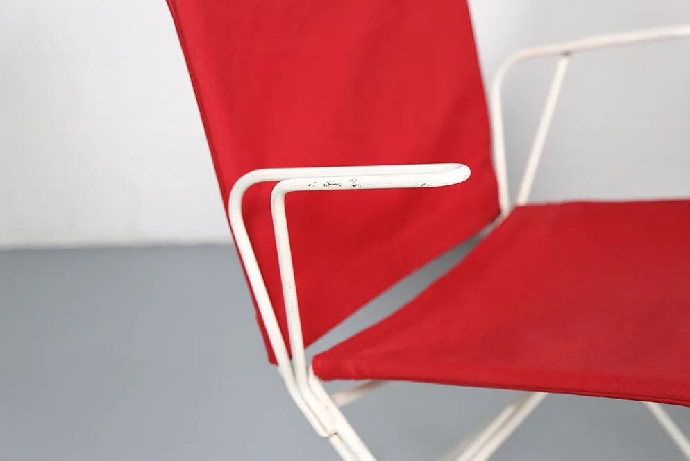 Ensemble de jardin vintage français des années 50 conçu par Raoul Guys (attribué) 3 chaises et une table.