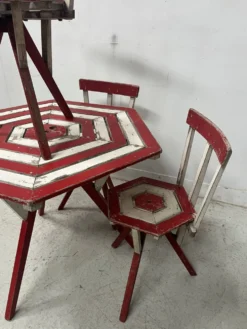 Ensemble de salon de jardin en hetre laqué XX siècle