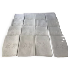 Ensemble de 12 serviettes blanches 19eme marquées « BL »