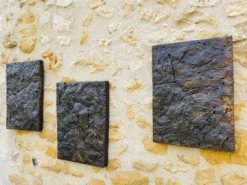 Ensemble de trois sculptures murales brutalistes, par Irv Bramberg, vintage 1960s