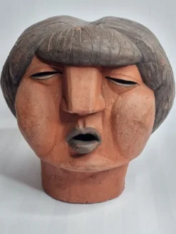 Ensemble de 3 têtes de femme décoratives en terre cuite rouge