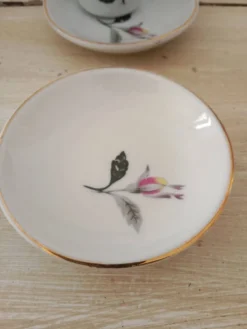 Ensemble dinette en porcelaine