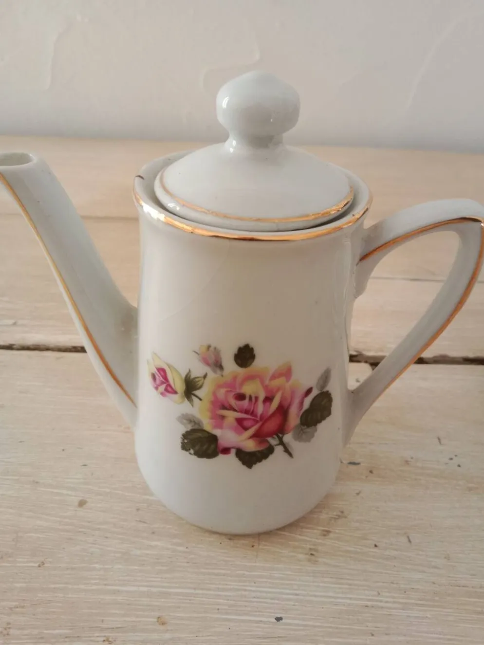 Ensemble dinette en porcelaine