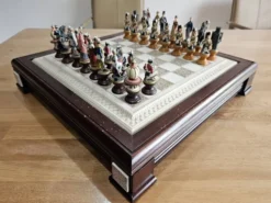 Ensembles d'échecs de collection Raj de Franklin Mint, années 1970.