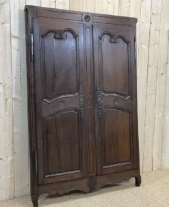 Façade d'armoire en chêne XVIIIème