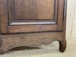 Façade d'armoire en chêne XVIIIème