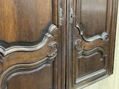 Façade de buffet XVIIIème en chêne