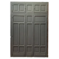 Façade de placard en hetre patiné Portes XX siècle