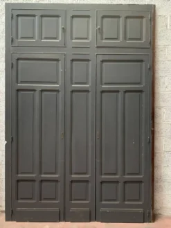 Façade de placard en hetre patiné Portes XX siècle