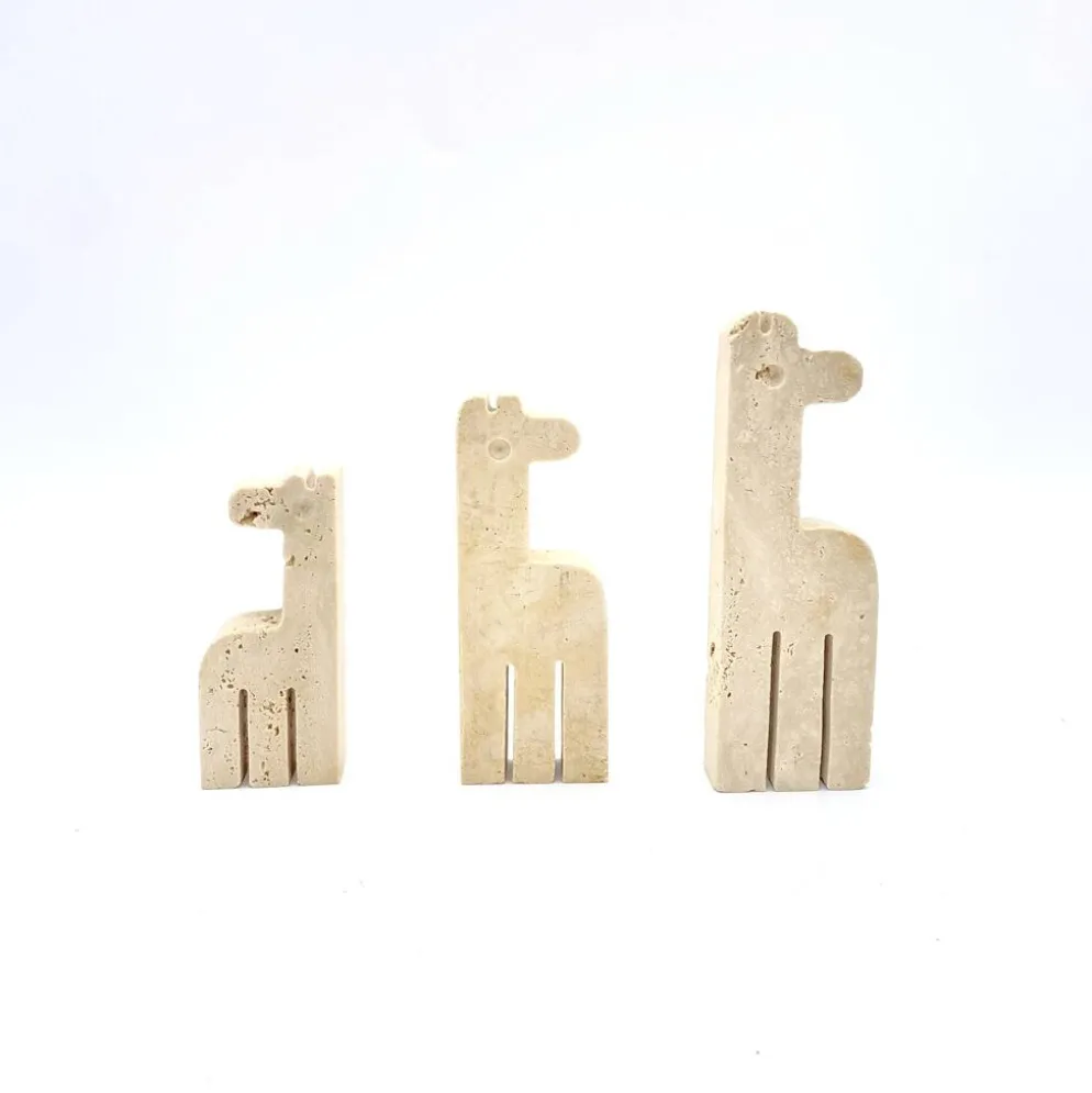 Famille de 3 girafes en travertin par Fratelli Mannelli